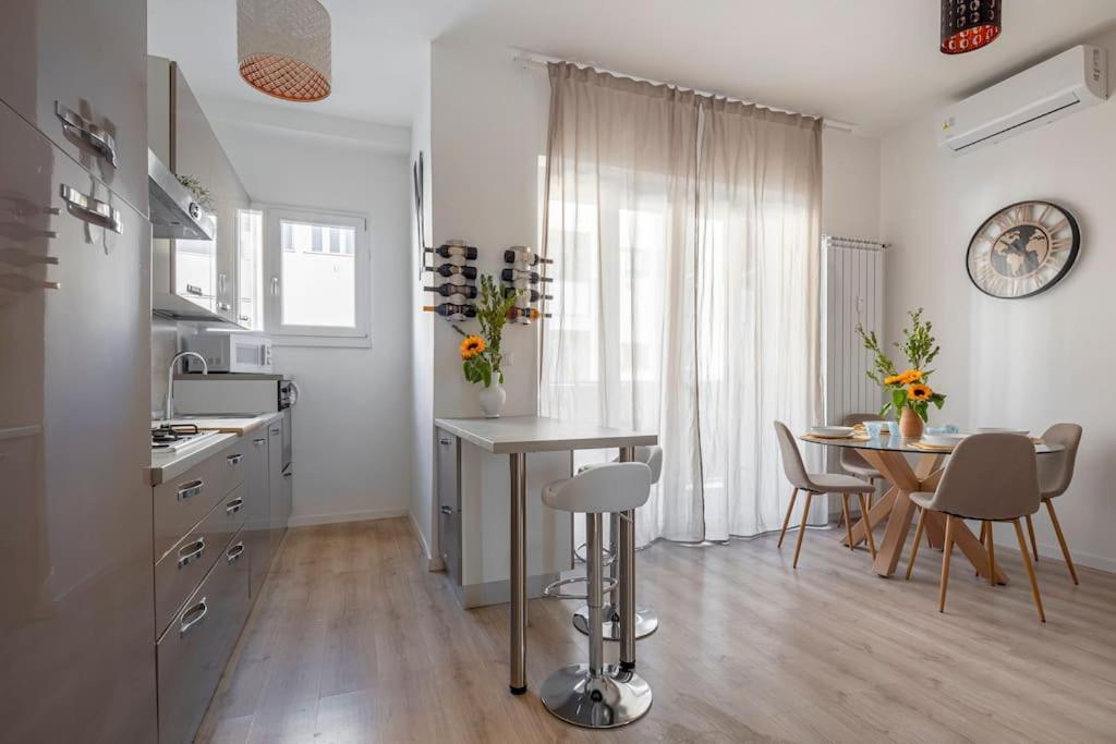 Cozy 1 Min From New Mm4 Argonne Appartamento